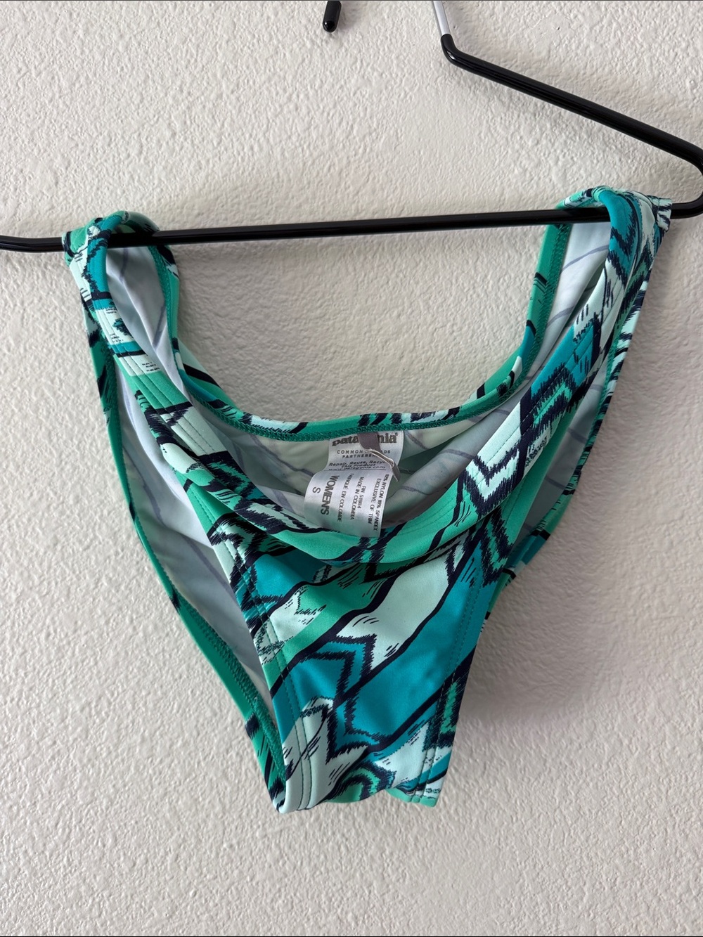 Patagonia Mint & Teal Patterned Women's Bikini Bottoms